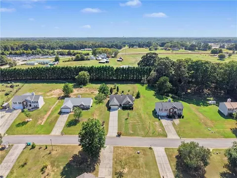 810 Brandon Dr, Winder, GA 30680 photo 20