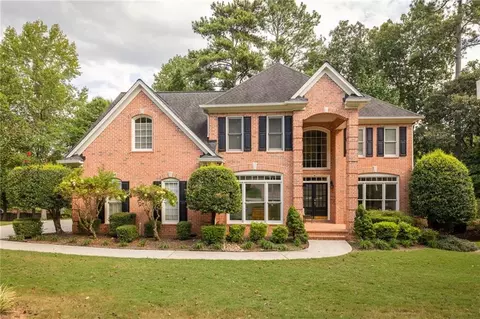 720 Vinings Estates Dr SE, Mableton, GA 30126