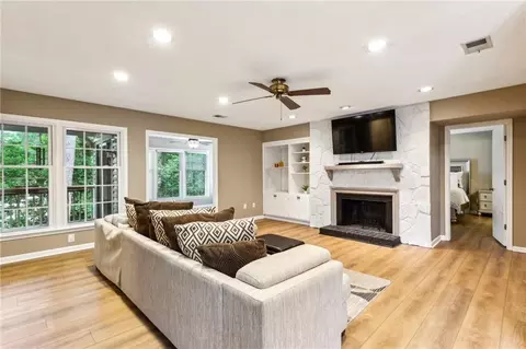 843 Sentinel Rdg SW, Marietta, GA 30064