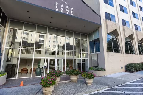 2479 Peachtree Rd NE #1706, Atlanta, GA 30305