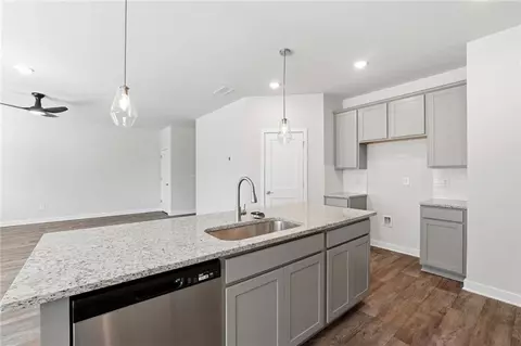 Kitchen - 505 Headwater Ct, Lagrange, GA 30241 photo 1 of 3