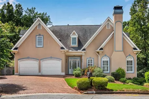 2285 Littlebrooke Trce, Dunwoody, GA 30338