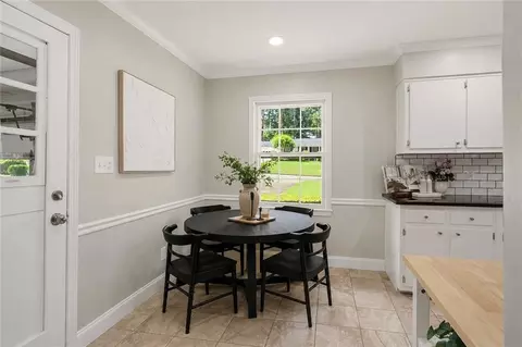 Dining - 3053 E Ramble Ln, Decatur, GA 30033 photo 2 of 2
