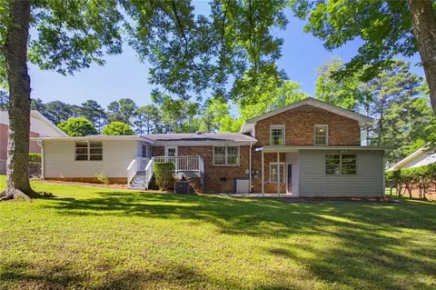 Exterior - 3053 E Ramble Ln, Decatur, GA 30033 photo 6 of 6