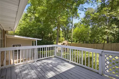 Exterior - 3053 E Ramble Ln, Decatur, GA 30033 photo 3 of 6