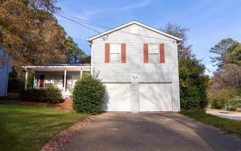 2174 Scarbrough Rd, Stone Mountain, GA 30088