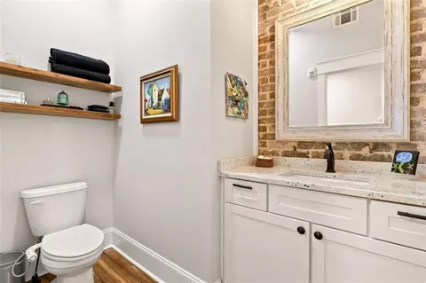Bath - 202 E 4th Ave #2, Rome, GA 30161 photo 1 of 2