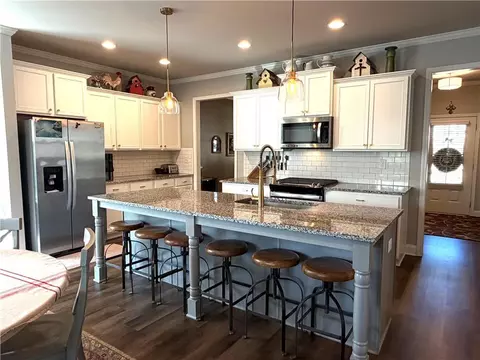 Kitchen - 4017 Windsor Trl, Gainesville, GA 30506 photo 1 of 7