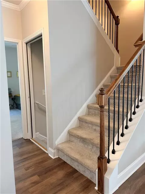 Entry Way - 4017 Windsor Trl, Gainesville, GA 30506 photo 3 of 6