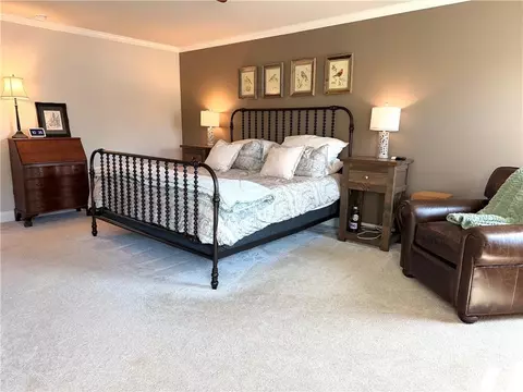 Bedroom - 4017 Windsor Trl, Gainesville, GA 30506 photo 4 of 11