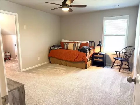 Bedroom - 4017 Windsor Trl, Gainesville, GA 30506 photo 6 of 11