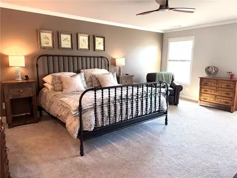 Bedroom - 4017 Windsor Trl, Gainesville, GA 30506 photo 1 of 11