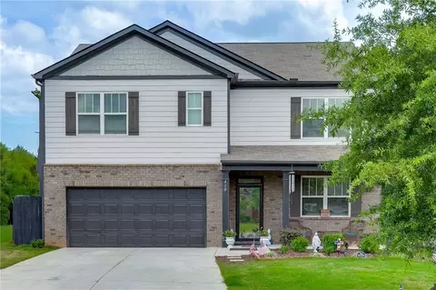 410 Maple Brook Dr, Dawsonville, GA 30534