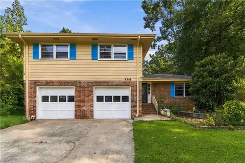 4348 Executive Dr, Stone Mountain, GA 30083