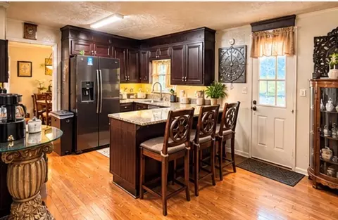 5846 Fox Run, Rex, GA 30273 photo 4