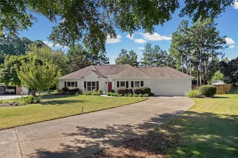 440 Allenbrook Ct, Roswell, GA 30075