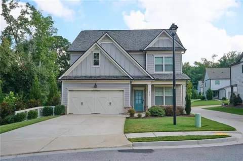 5440 Falling Branch Ct, Flowery Branch, GA 30542