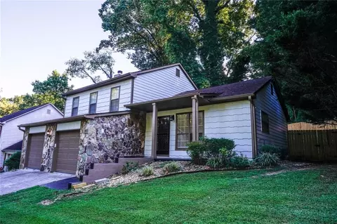 4847 Brasac Dr, Stone Mountain, GA 30083