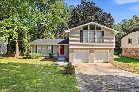 2290 Emerald Springs Dr, Decatur, GA 30035