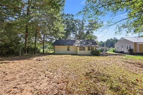 Exterior - 1059 Prather Bridge Rd, Toccoa, GA 30577 photo 2 of 6