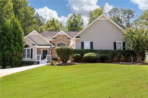 462 Whitby Dr, Douglasville, GA 30134