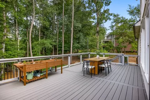 Exterior - 190 Oakhurst Leaf Dr, Milton, GA 30004 photo 11 of 18