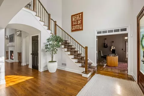 Entry Way - 190 Oakhurst Leaf Dr, Milton, GA 30004 photo 7 of 10