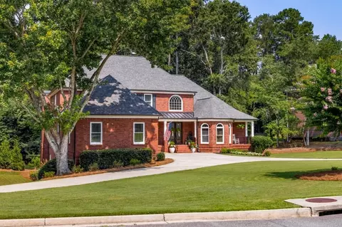 Exterior - 190 Oakhurst Leaf Dr, Milton, GA 30004 photo 14 of 18