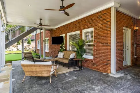Exterior - 190 Oakhurst Leaf Dr, Milton, GA 30004 photo 7 of 18
