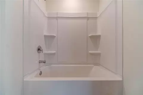 Bath - 29 Padley Dr, Winder, GA 30680 photo 2 of 2