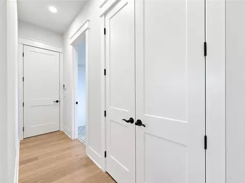 Entry Way - 121 Palisade Dr, Rydal, GA 30171 photo 3 of 5
