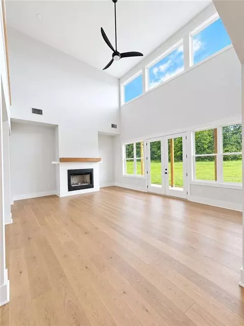 Living - 121 Palisade Dr, Rydal, GA 30171 photo 3 of 7