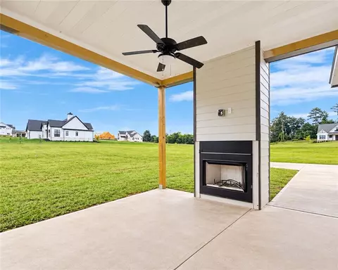Exterior - 121 Palisade Dr, Rydal, GA 30171 photo 8 of 10