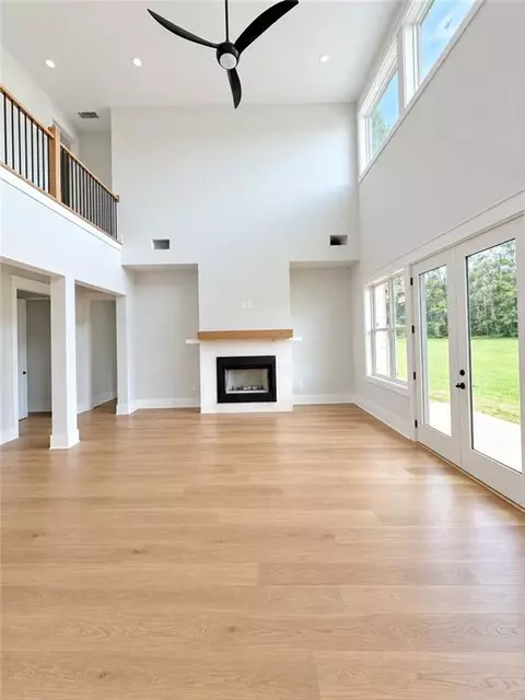 Living - 121 Palisade Dr, Rydal, GA 30171 photo 4 of 7