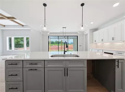 Kitchen - 141 Palisade Dr, Rydal, GA 30171 photo 3 of 4