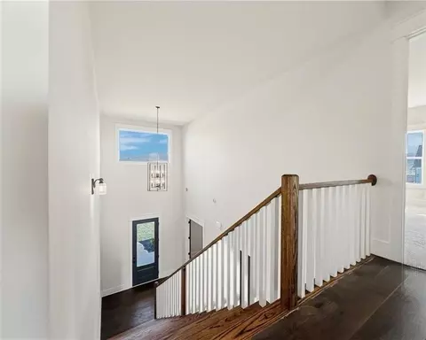 Entry Way - 131 Palisade Dr, Rydal, GA 30171 photo 5 of 6