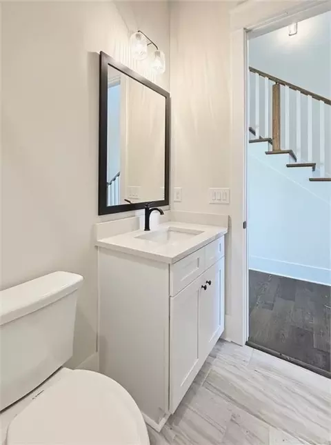Bath - 131 Palisade Dr, Rydal, GA 30171 photo 1 of 12