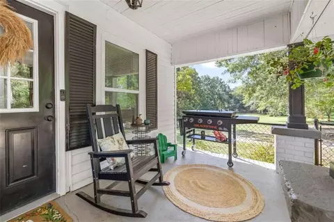 Exterior - 283 Easy St, Toccoa, GA 30577 photo 7 of 8