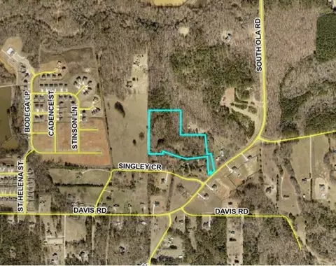 301 Singley Dr, Locust Grove, GA 30248