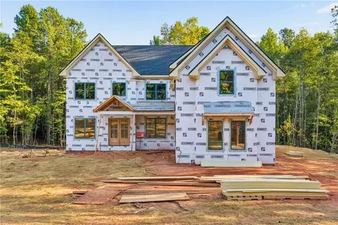 549 Antrim Glen Dr, Hoschton, GA 30548