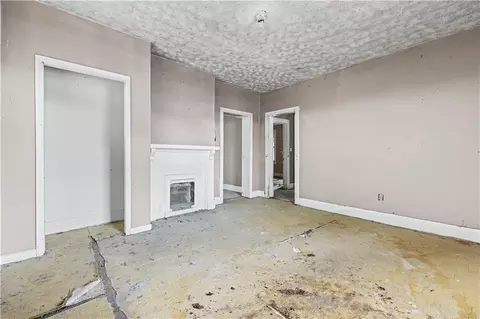 Living - 48 Ivy St, Porterdale, GA 30014 photo 2 of 2