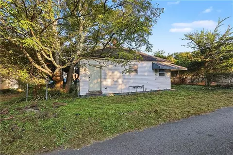 Exterior - 48 Ivy St, Porterdale, GA 30014 photo 4 of 4