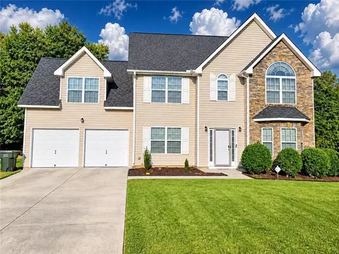 2875 Lake Port Dr, Snellville, GA 30039