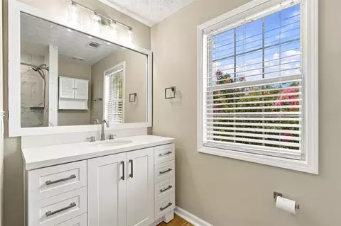 Bath - 270 Forest Brook Dr, Covington, GA 30016 photo 5 of 5