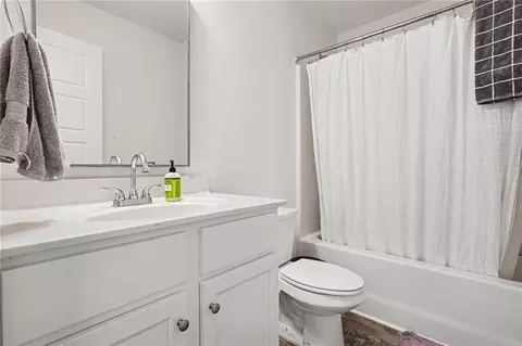 Bath - 20 Edward Way, Covington, GA 30016 photo 4 of 4