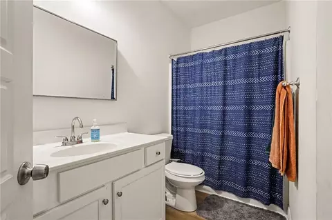 Bath - 20 Edward Way, Covington, GA 30016 photo 2 of 4