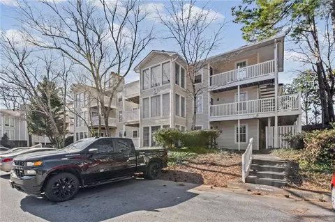 1701 Augusta Dr SE, Marietta, GA 30067