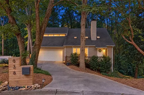 638 Green Valley Dr SE, Smyrna, GA 30082