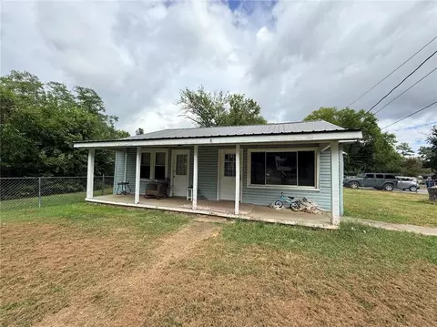 645 James St, Rossville, GA 30741