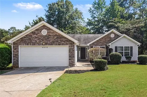 6075 Castlegate Dr, Douglasville, GA 30135